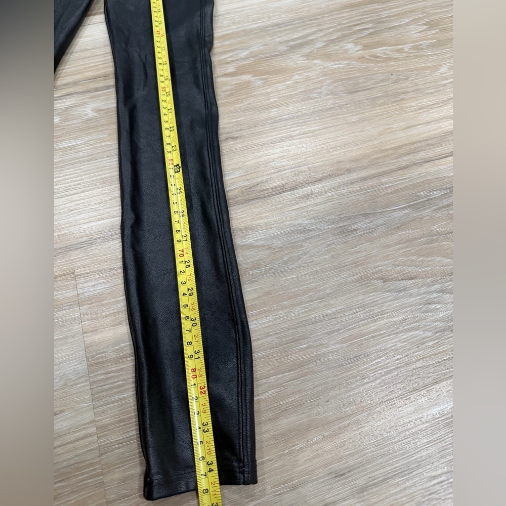SPANX Faux Leather Leggings in Black Size X-Small - Picture 4 of 9